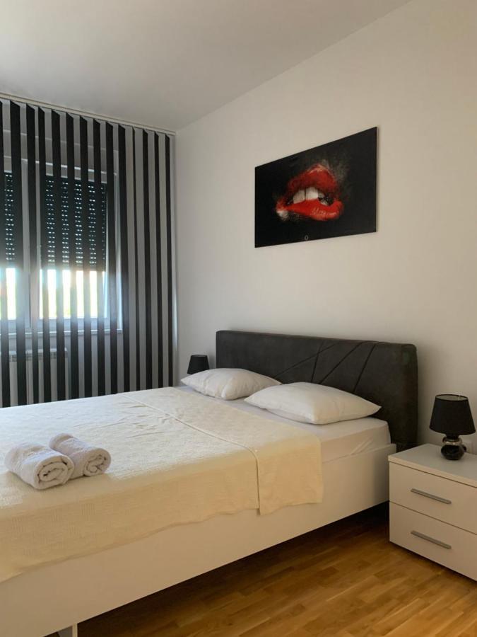 Royal Residence Apartmani Pančevo Eksteriør billede